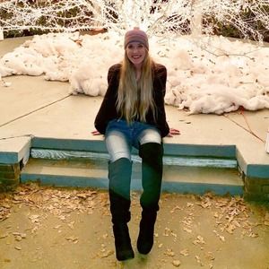 Meet your Posher, Sandra